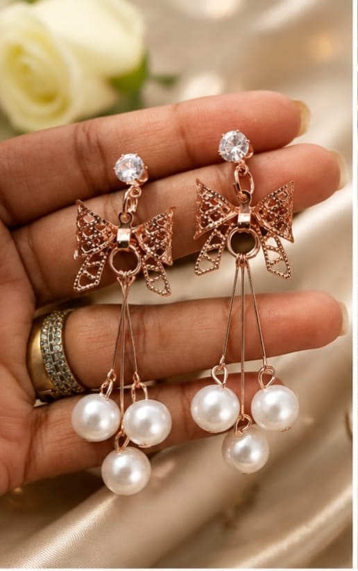 [NG-ER-037] Rose bow pearl