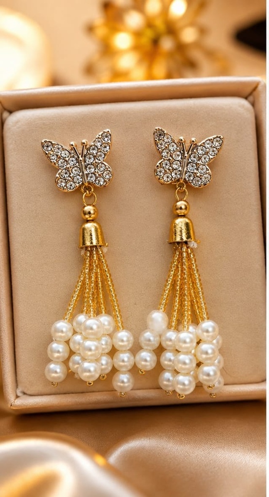 [NG-ER-039] Pearl wings dangle